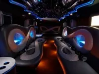 Hummer Voyage